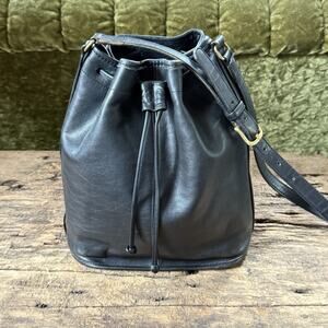 Vintage Coach 4015 Drawstring Sac Black Leather Shoulder Crossbody Bag USA Made